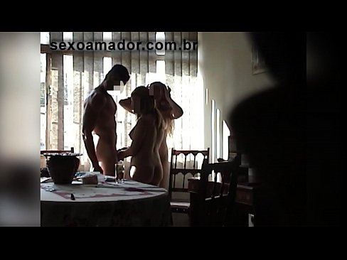 ❤️ Seksvriendinnen nodigen een reusachtige man uit en een triootje met hem ️❌ Fucking video at porn nl.yh9n.top ❌️ ❌️❤